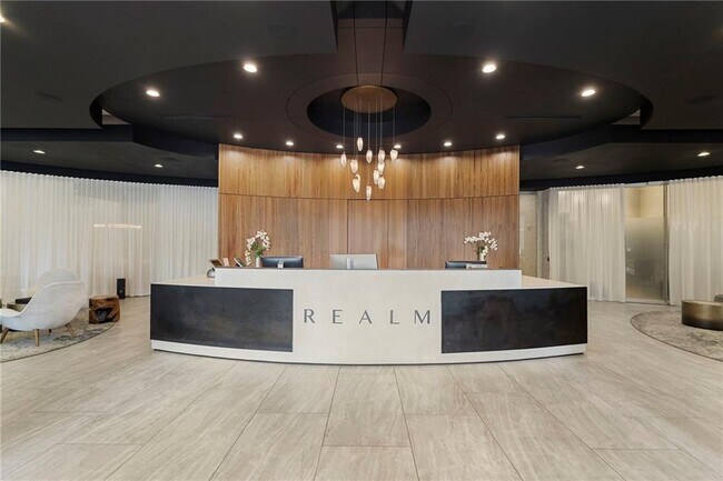 Building Photo - 3324 Peachtree Rd NE