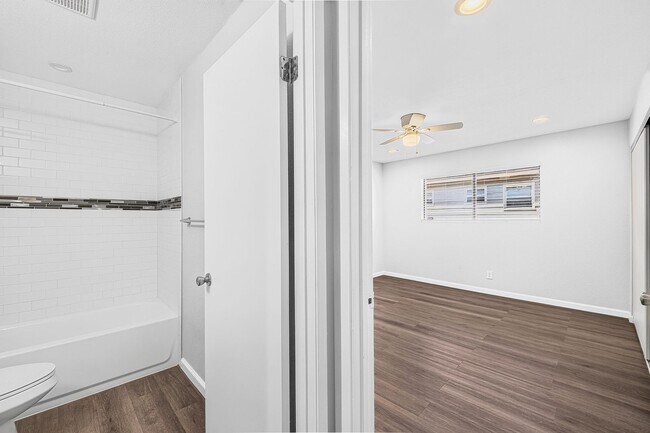 Interior Photo - 4786 E Malta Street