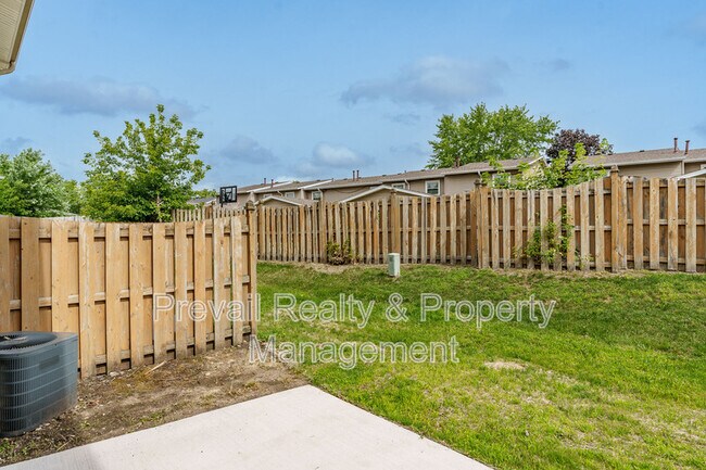 Building Photo - 4412 Pepper Dr