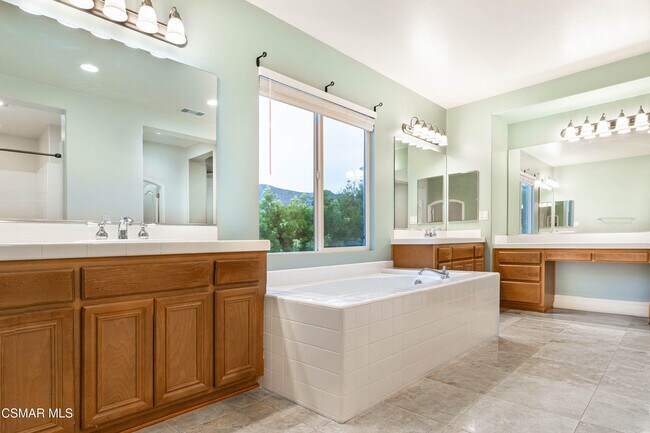 Building Photo - 5197 Via Jacinto