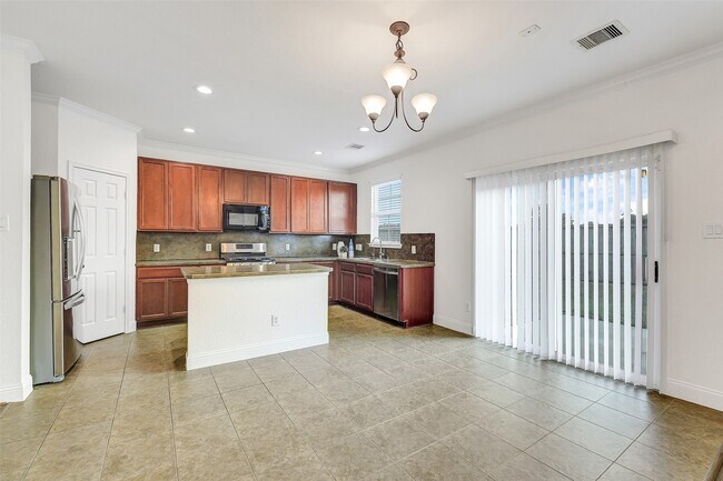 Building Photo - 29133 Legends Wick Dr