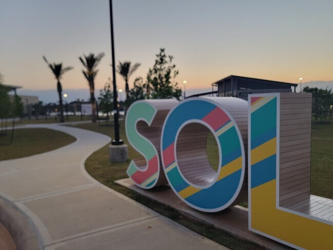 Building Photo - 3061 Avenida Sonoma Dr