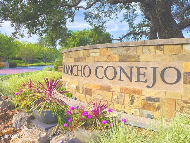 Building Photo - 1420 Sapphire Dragon St