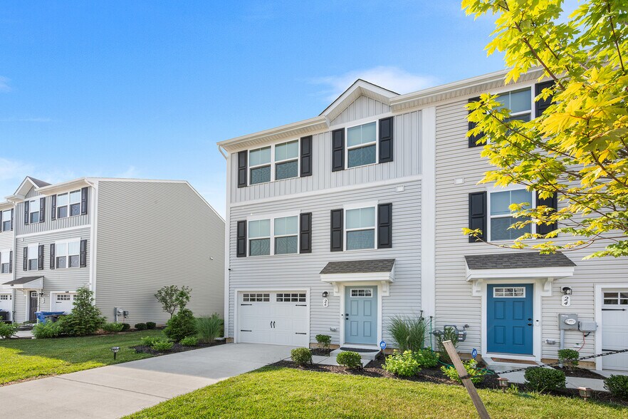 Building Photo - 26 L Wendowski St