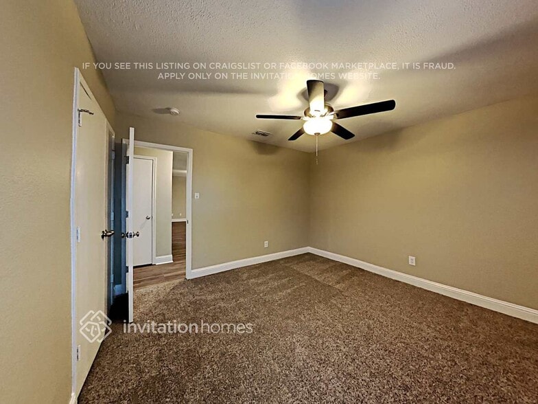 Building Photo - 2361 Live Oak Dr