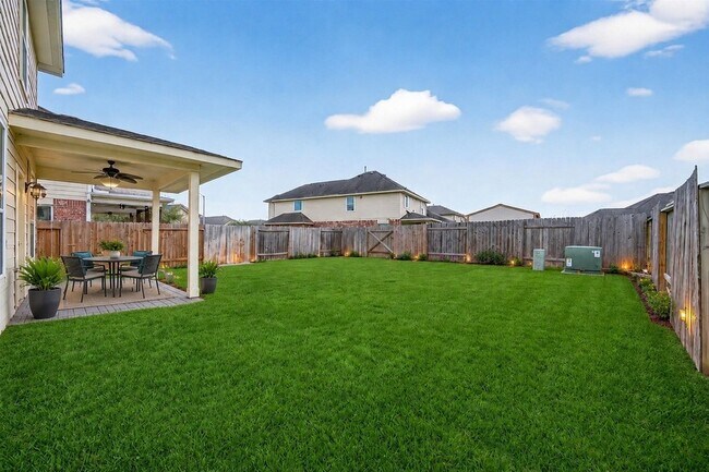 Building Photo - 12911 Taper Reach Dr