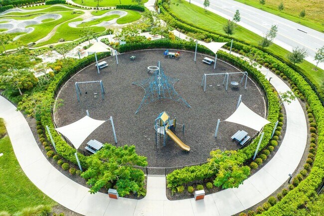 Building Photo - 4727 Estates Cir