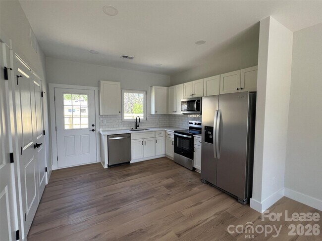 Building Photo - 1214 Pearl St