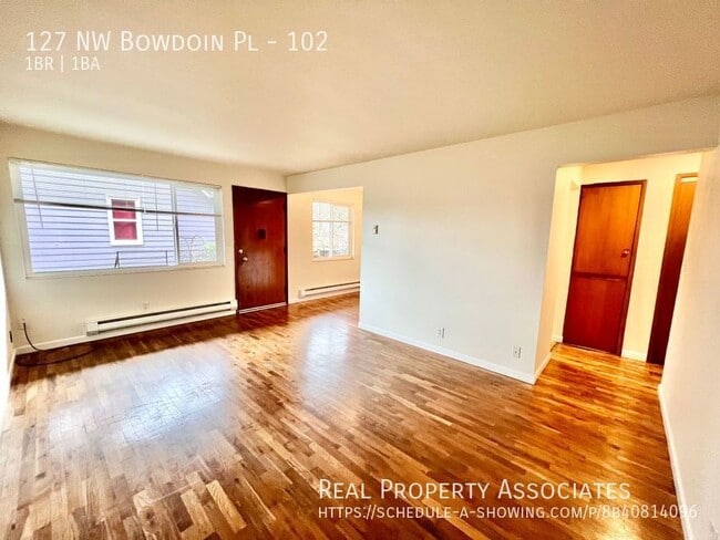 Building Photo - 127 NW Bowdoin Pl