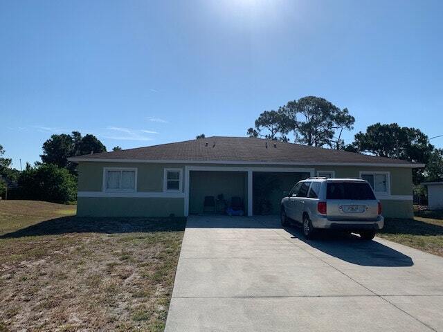 Primary Photo - 4642 Golfview Blvd