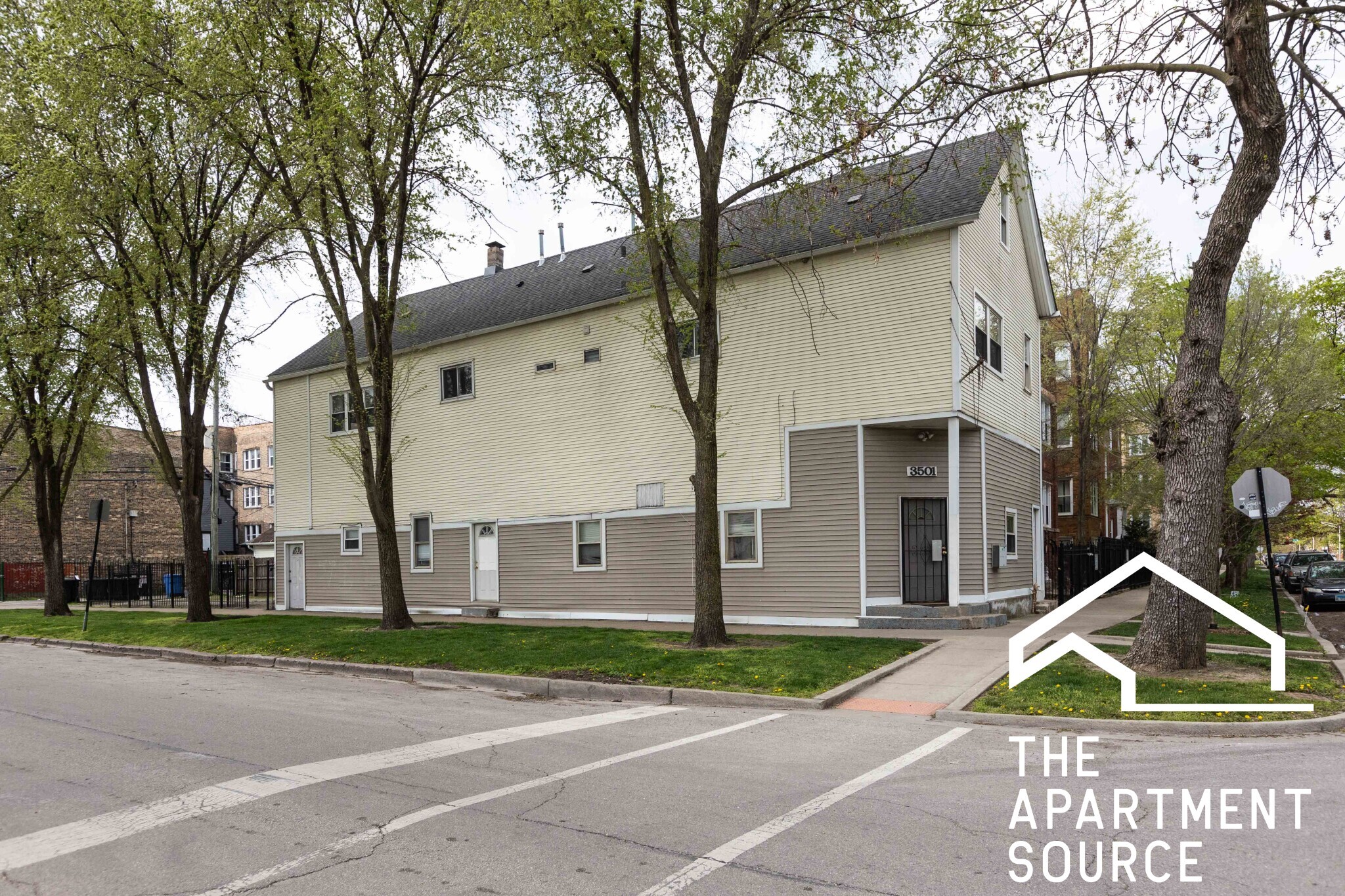 Building Photo - 3501 W Palmer St