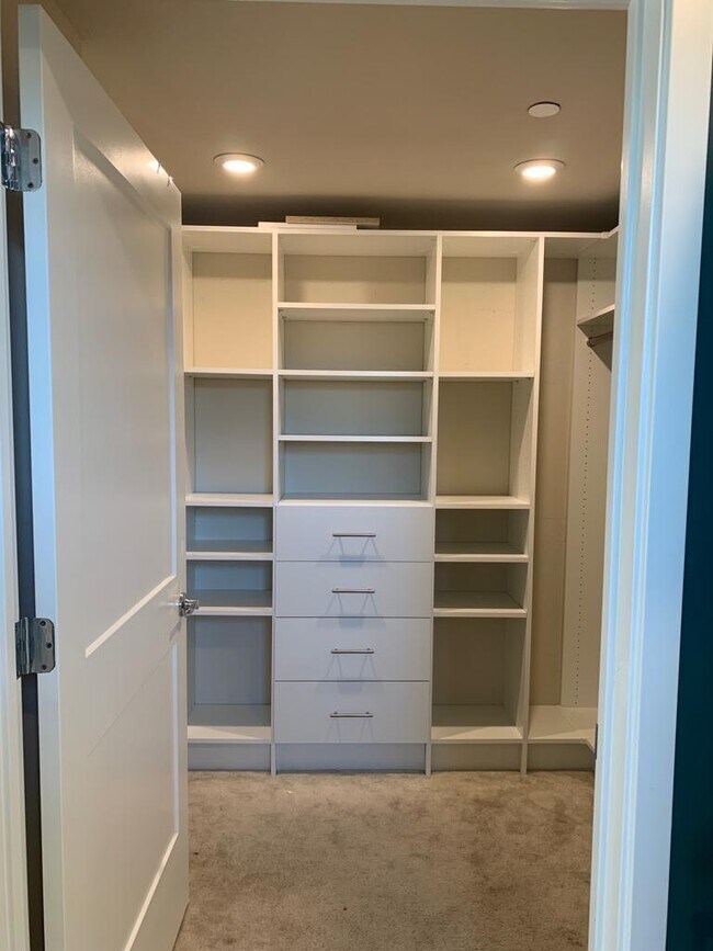 Building Photo - 44828 Fremont Blvd