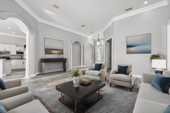 Building Photo - 6644 Country Club Rd