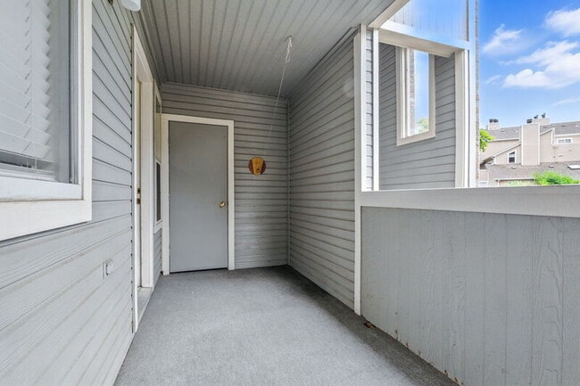 Building Photo - 4911 Garrison St