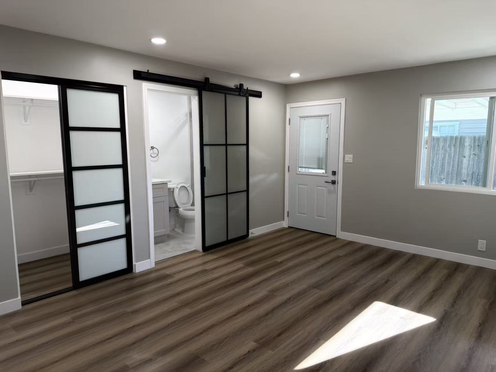 Building Photo - 5149 Arden Dr