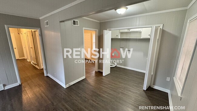 Building Photo - 1379 Rolling Hills Dr