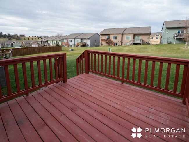 Building Photo - 3 bedroom, 2 bathroom House For Lease