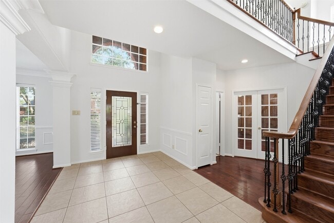 Building Photo - 4003 Bountiful Crest Ln