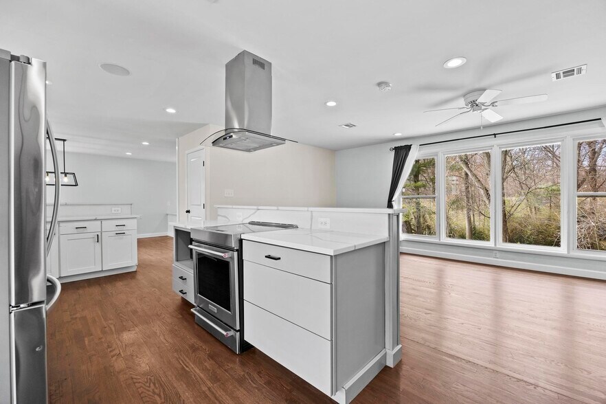 Building Photo - 8312 Savage Guilford Rd