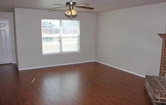 Building Photo - 3705 Ida Dr