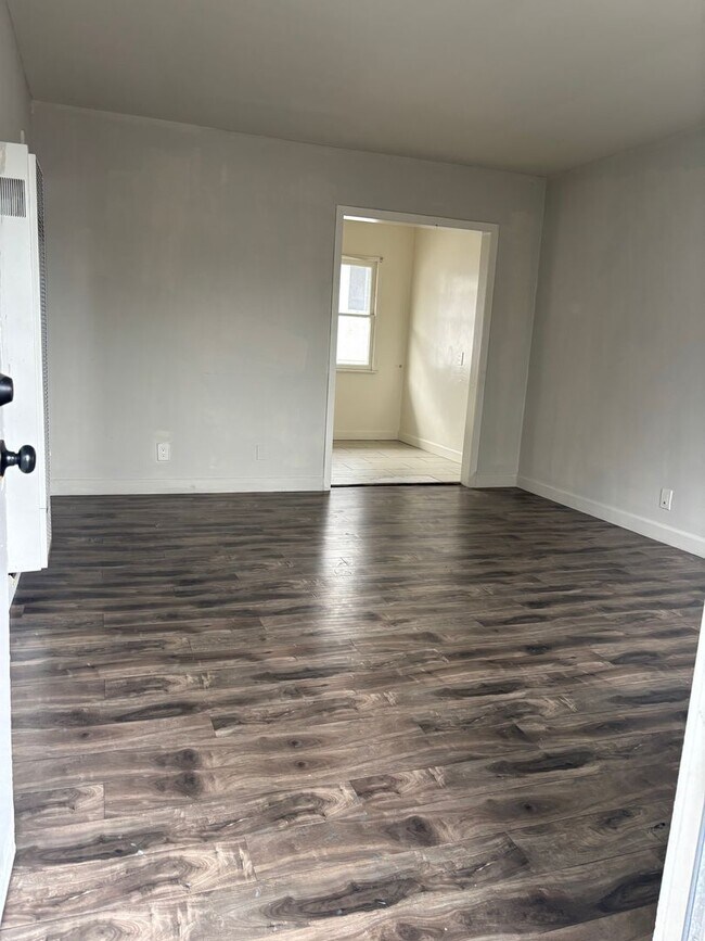 Building Photo - 6761 Atoll Ave