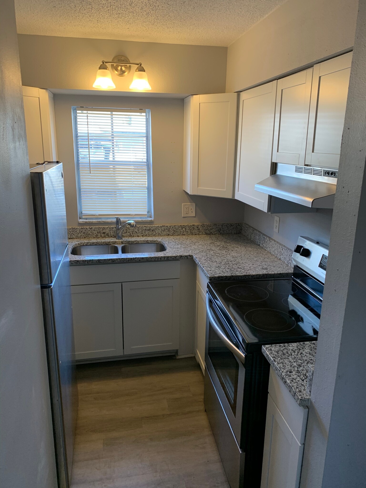 Building Photo - 1 Bed/1 Bath - Unit 206