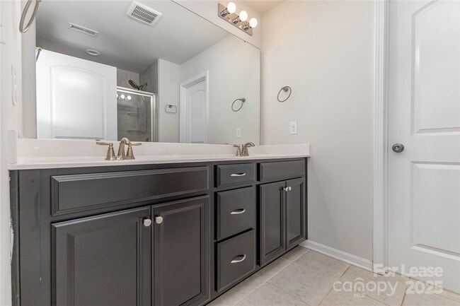 Building Photo - 17322 Carolina Hickory Dr