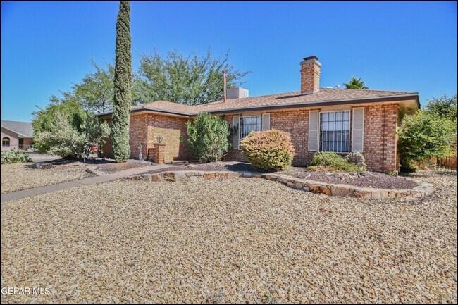 Building Photo - 11600 Casa View Dr
