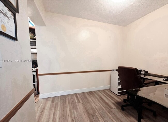 Building Photo - 8500 NW 31st Ct