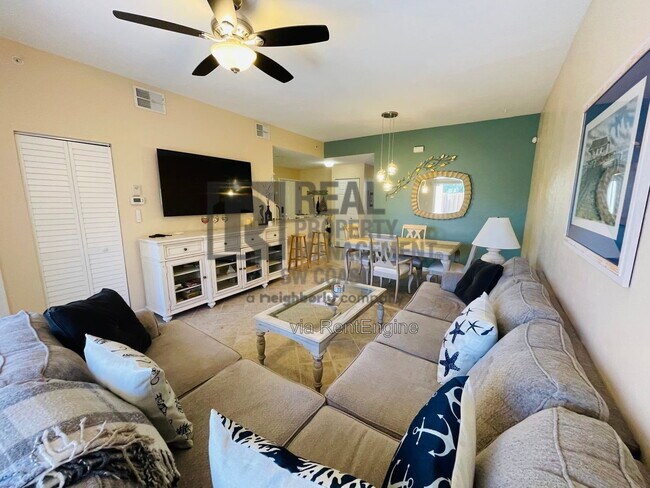 Building Photo - 15449 Bellamar Cir