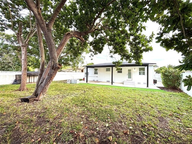 Building Photo - 265 NW 130th St