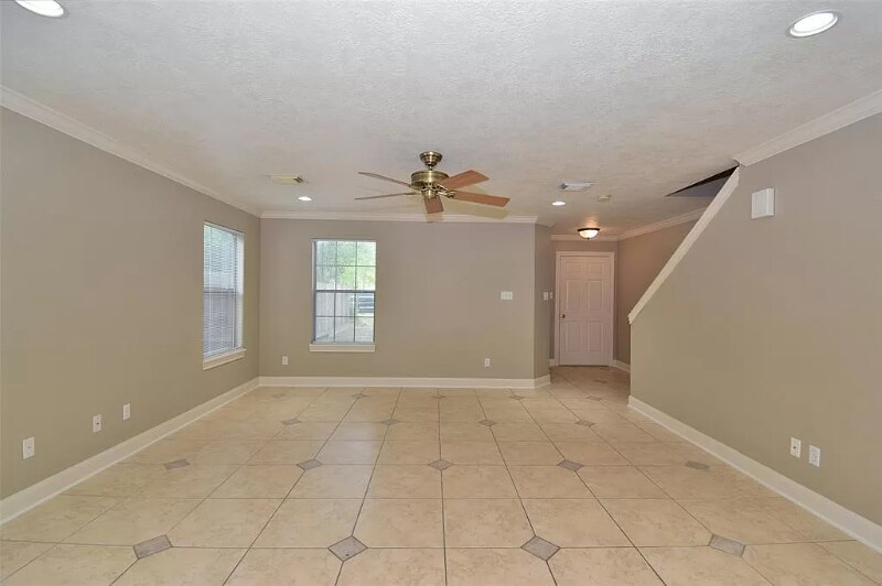 Building Photo - 504 Texas St