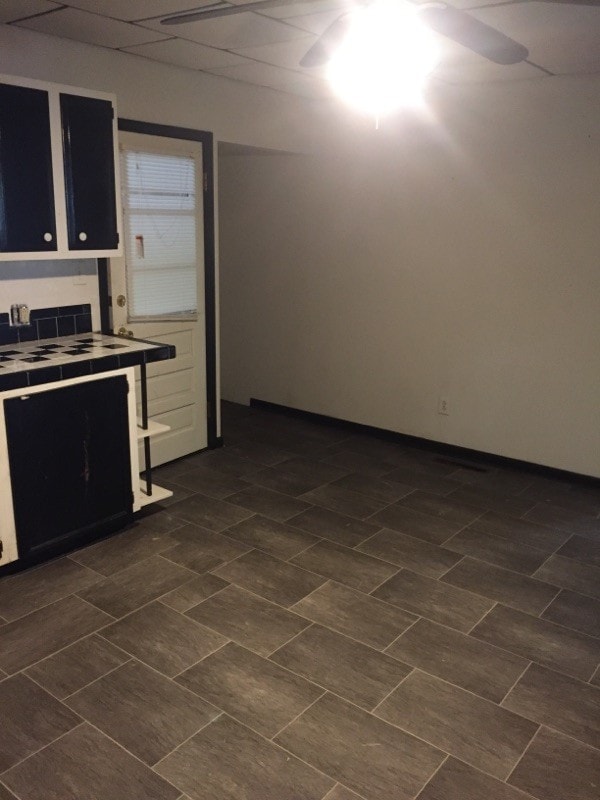 Building Photo - 713 S Maple St