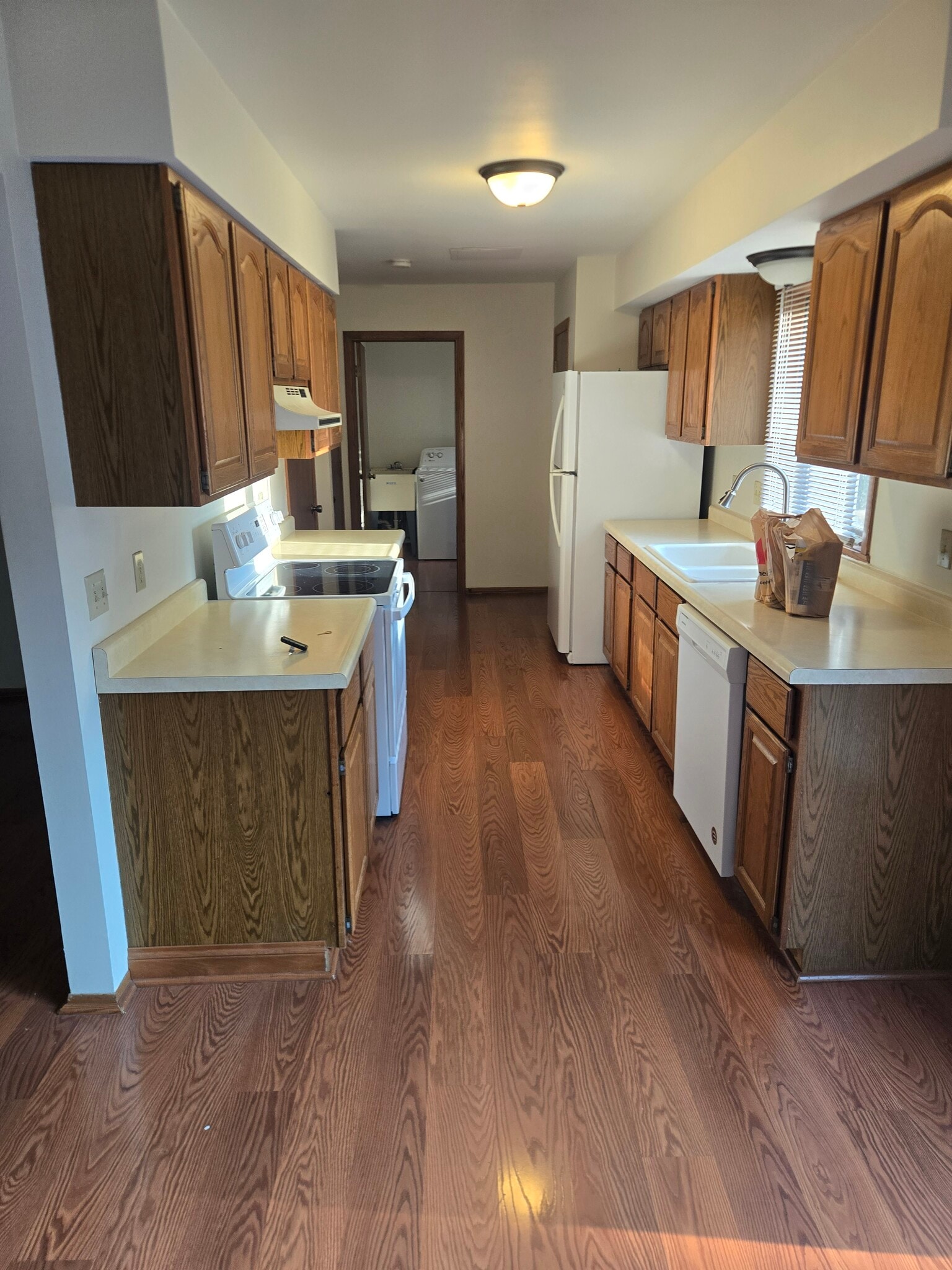 Building Photo - 7008 Ashwood Lane