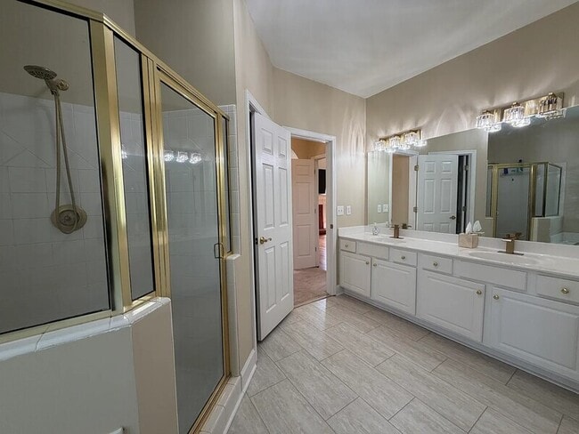 Building Photo - 3070 Intrepid Wake