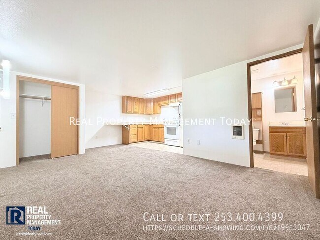 Building Photo - 15515 89th St Ct NW
