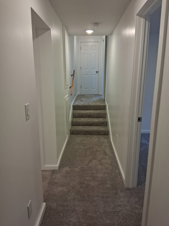 Building Photo - 6091 Marvelle Ct