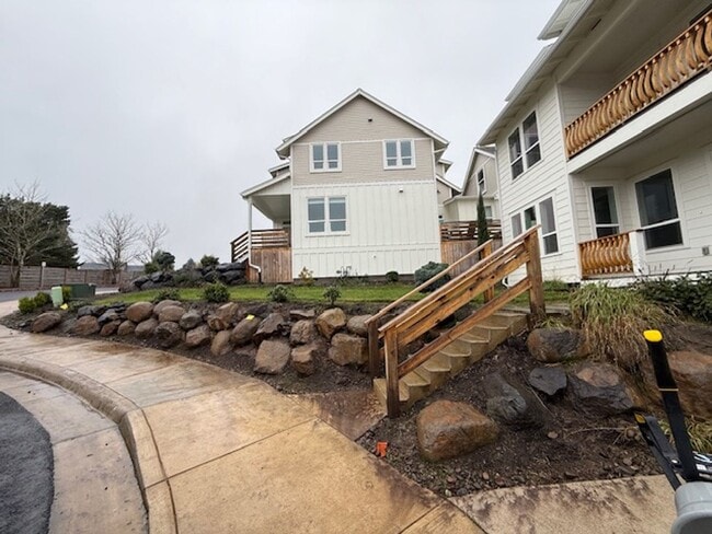 Building Photo - New Construction 4-bedroom 4 Bath Dundee O...