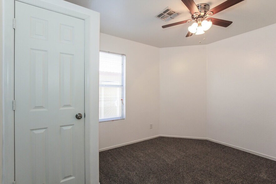 Building Photo - 19246 N 31st St