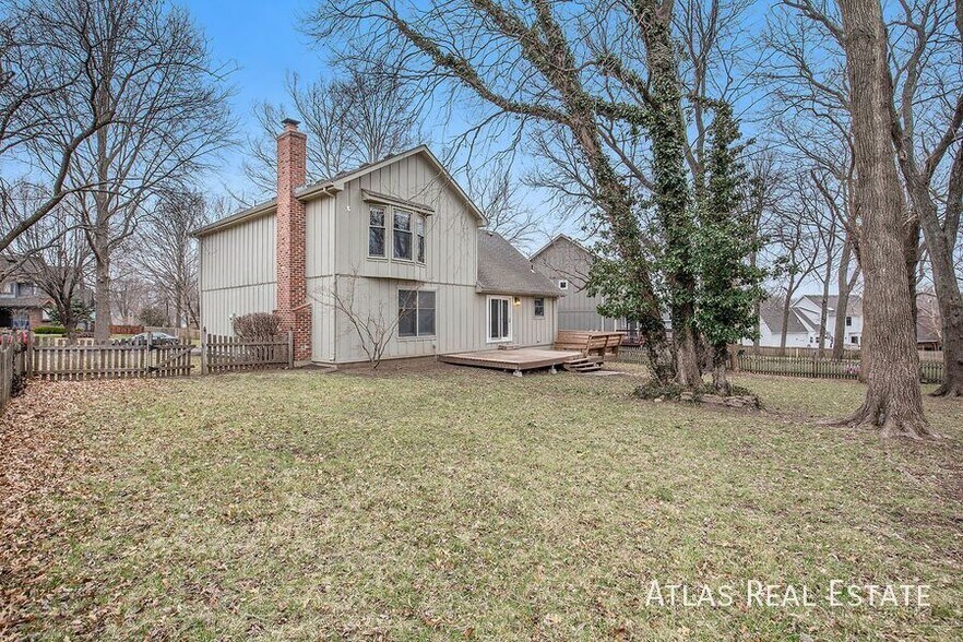 Building Photo - 5711 W 157th Terrace