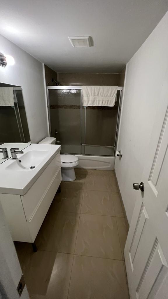 Building Photo - 15205 NE 6th Ave