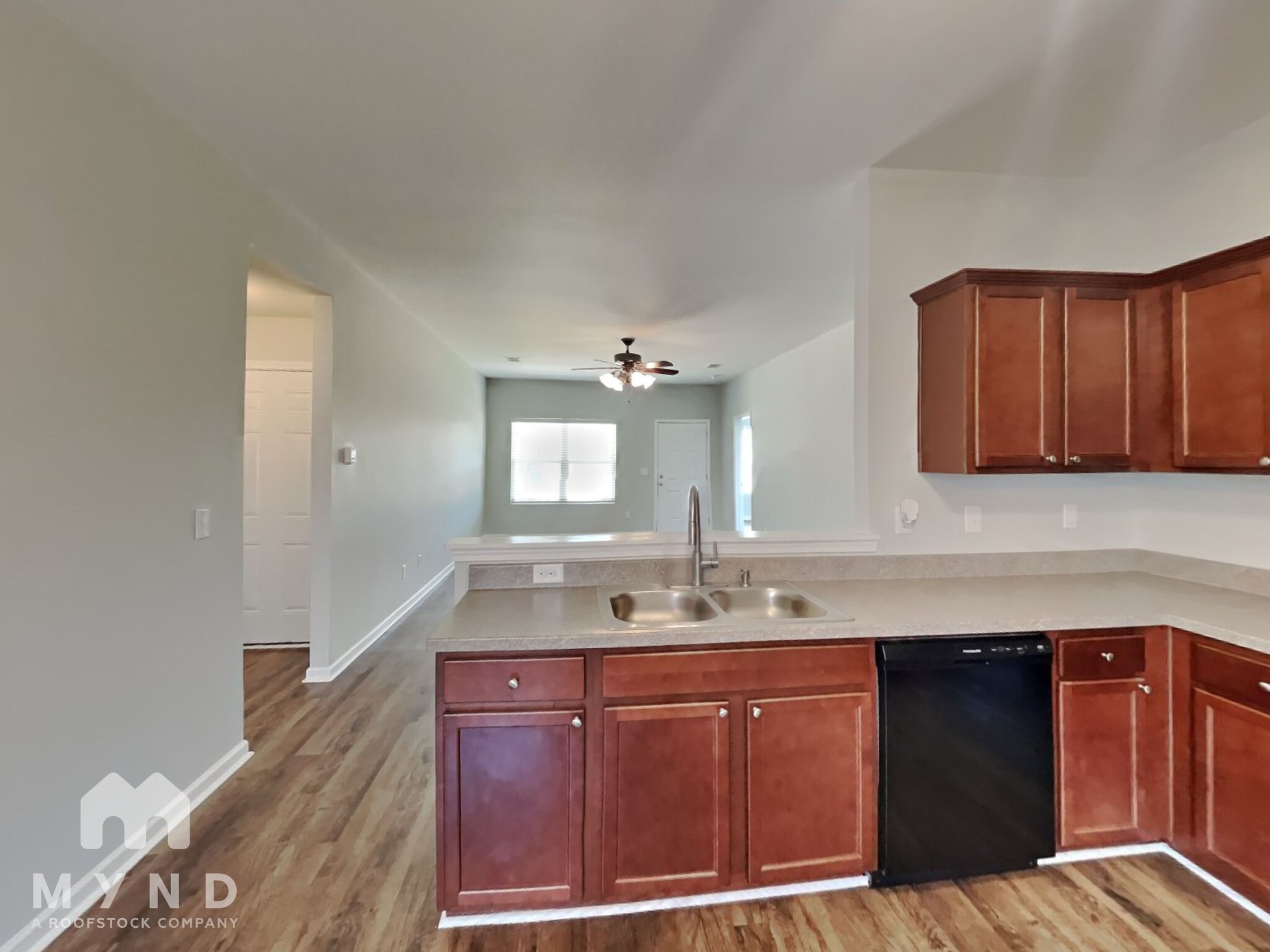 Building Photo - 390 Woodland Trl
