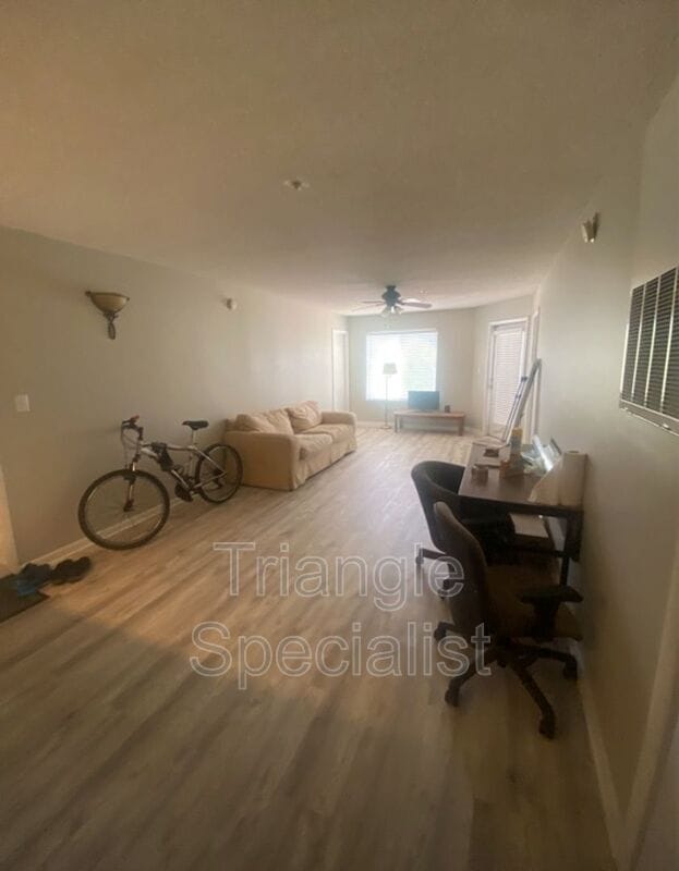 Building Photo - 1251 University Ct