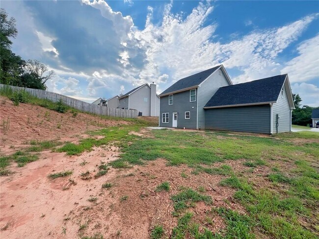 Building Photo - 5332 Lawson Lake Dr