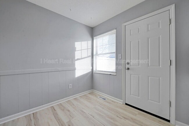 Building Photo - 3039 Morsetowne Ct N