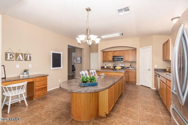 Building Photo - 632 E Mule Train Trail