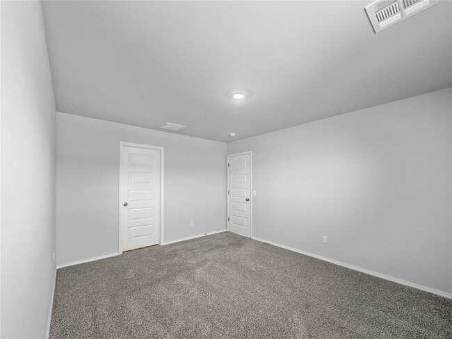 Building Photo - 1211 Clydesdale Dr