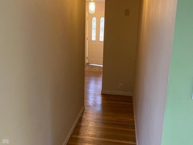 Building Photo - 8065 Hoover Ln