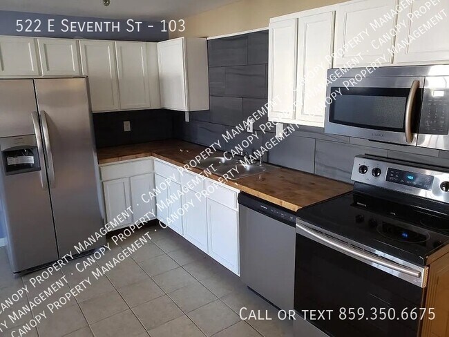 Building Photo - 522 E Seventh St-103