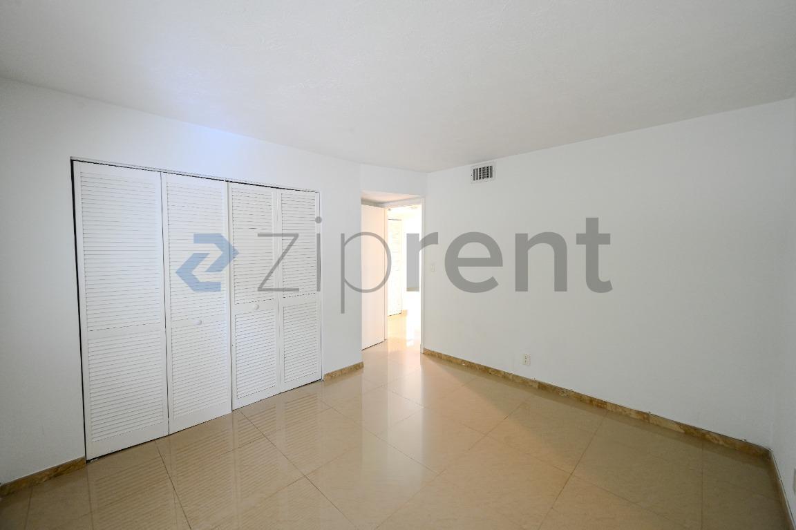 Building Photo - Unit Unit 6/Bamboo Villas